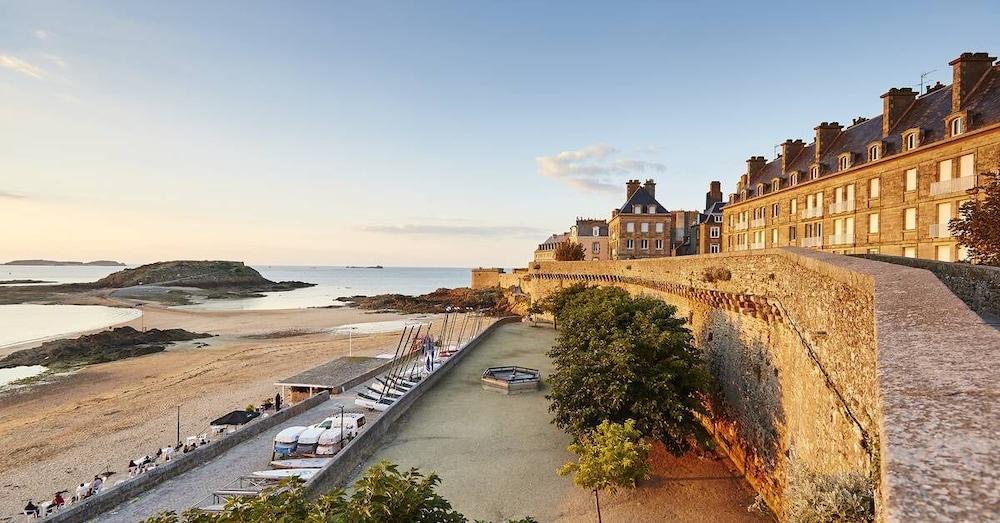 Hotel De La Cite Saint-Malo Exterior photo