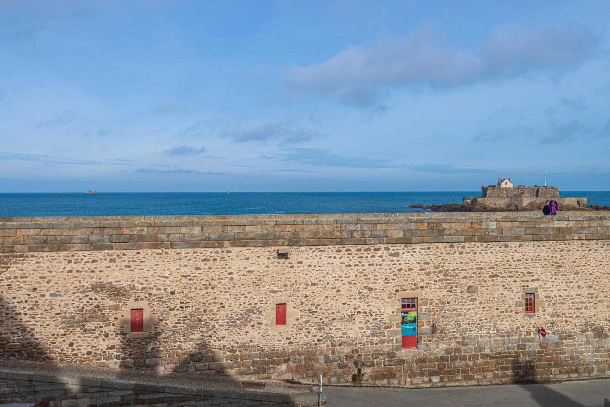 Hotel De La Cite Saint-Malo Exterior photo